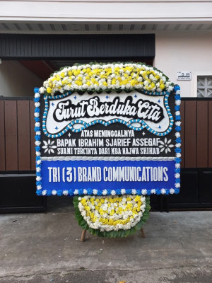 Papan Bunga Duka di Tanjung Uncang